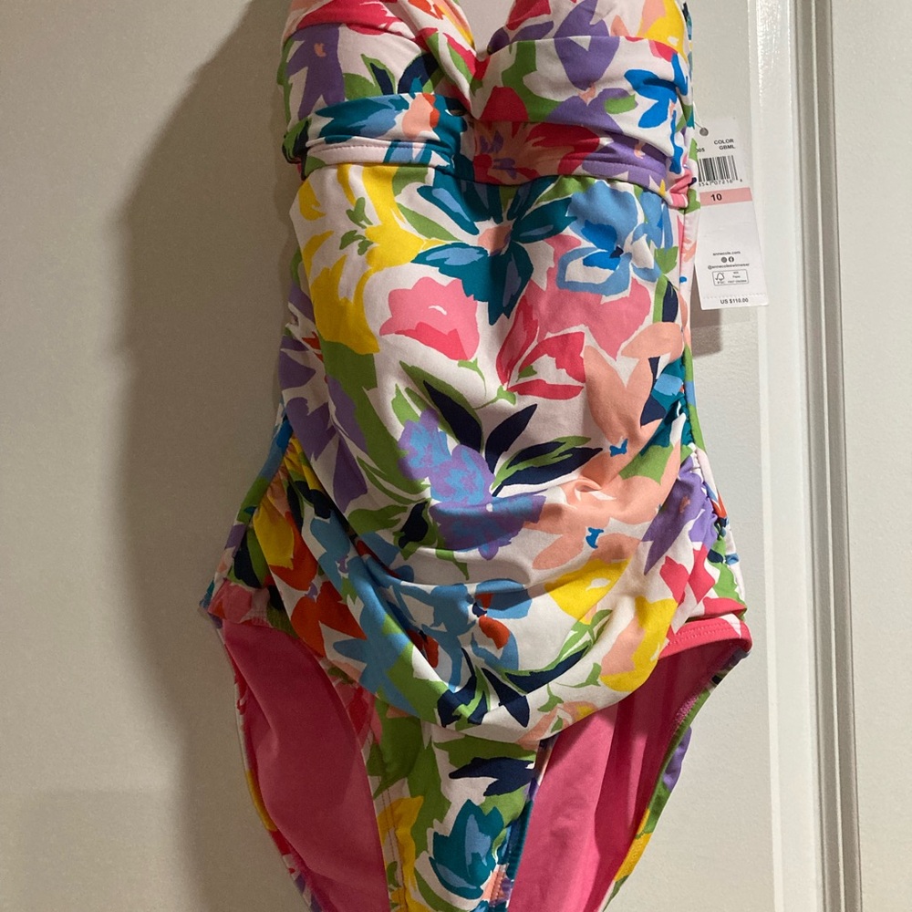 Anne Cole gorgeous one piece ladies bathing suit size 10 NWT $110